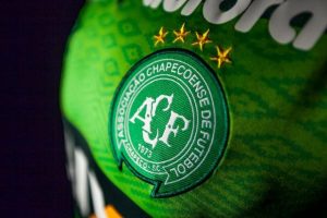 terceira-camisa-da-chapecoense-2015-2016-umbro-8-640x427